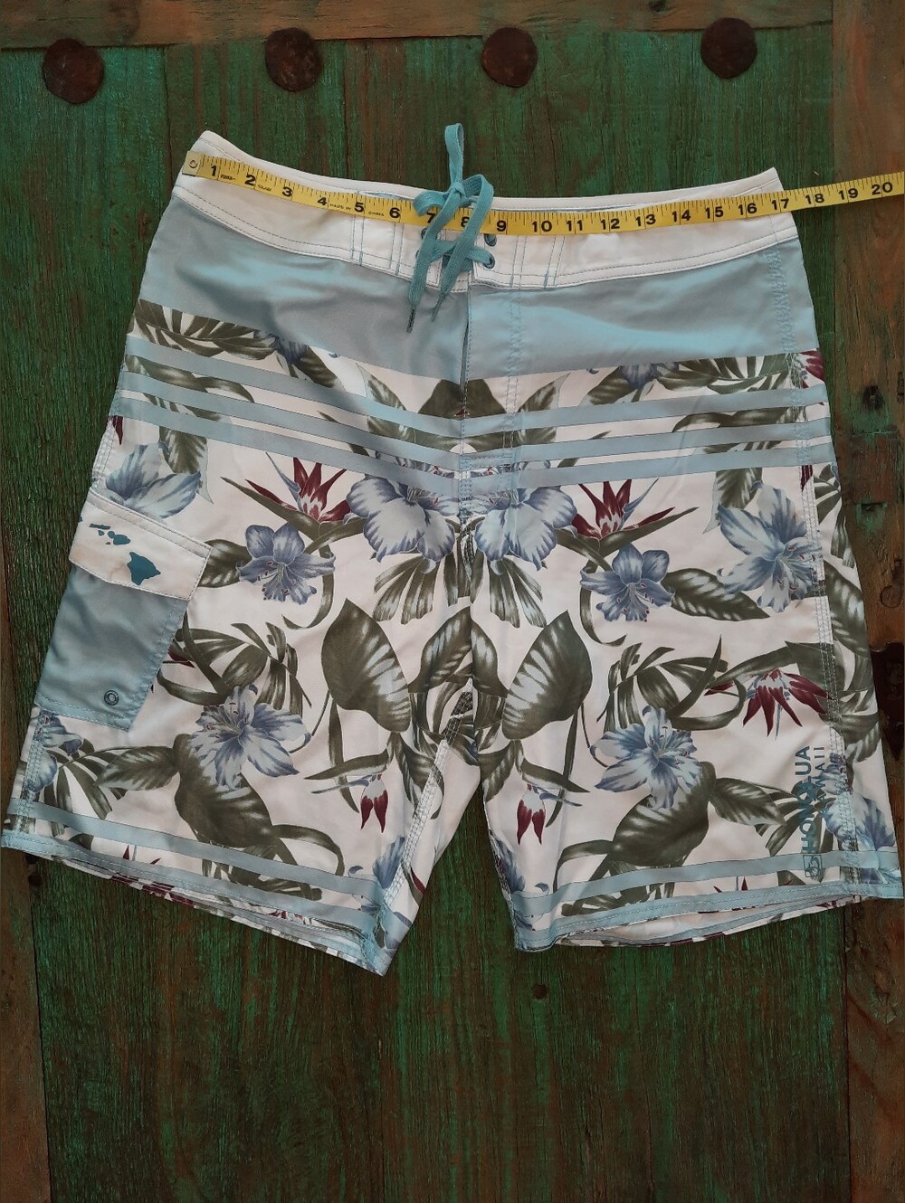 Honolua Aqua Floral Board Shorts with Tropical Print Size 34 EUC - Picture 4 of 5